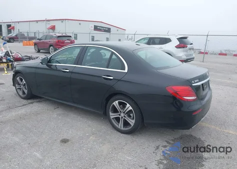 2017 Mercedes-Benz E 300 4Matic из США, поврежденный, VIN WDDZF4KBXHA142640